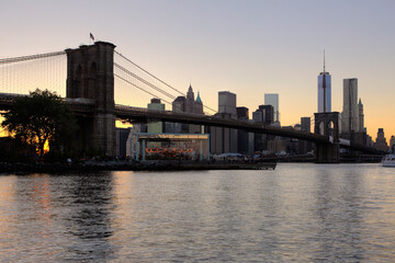Fototapeta na wymiar Brooklyn bridge and NYC skyline, New York City, USA