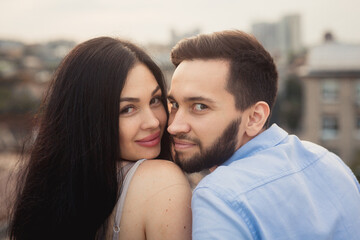 Obraz premium Close up portrait of caucasian young loving couple.Love, people, happiness and lifestyle concept