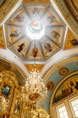 Fototapeta na wymiar interior of the cathedral of saint peter