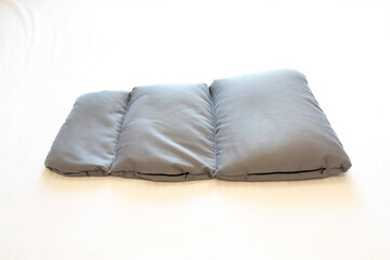 Orthopedic pillow to relax the legs and the outflow of venous blood to prevent varicose veins.