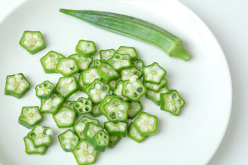 カットしたオクラ