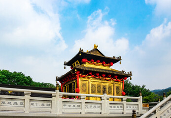 Obraz premium Temple of God of wealth