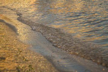 Sea waves