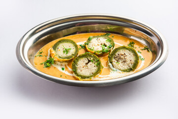 Shaam Savera is a spinach kofta curry where stuffing is made from paneer and the kofta made from spinach