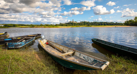 Obraz premium Les bords de la Loire à Saint Florent le Vieil en Anjou. France.