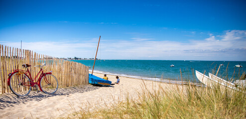 Plage en été en France sur l'île de Noirmoutier, Vendée.