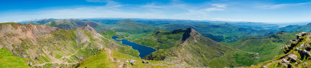 Fototapeta na wymiar A scenic panoramic view from Mount Snowdon on a bright sunny day, Wales