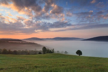 foggy spring morning in the mountains © uranos1980