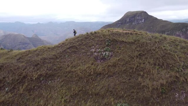 Group of young people hiking in the mountains near Samaipata Bolivia - CODO DE LOS ANDES - SANTA CRUZ BOLIVIA