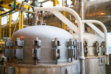 Petroleum Heat Exchanger Vertical Oil Refining Equipment.