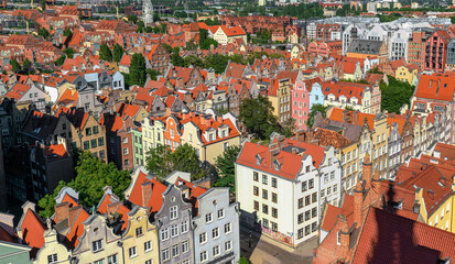 Fototapeta na wymiar Historical street in Gdansk, tourist route 