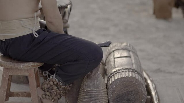 Percucion Musico Danza y Ritual Maya Hombre Jaguar Fuego Portal Maya M&eacute;xico 