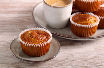 Bran and raisin muffins served