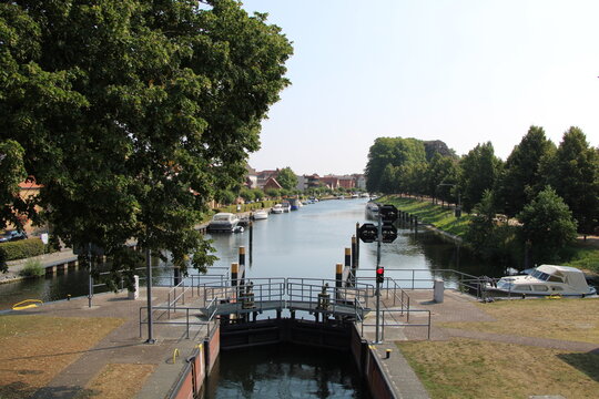 Plau am See, at the last canal lock of the River Elde | Travelling around Plau am See, Mecklenburg Lake District ("M&uuml;ritz")
