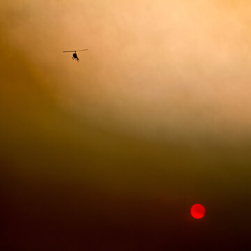 hellicopter during a wildfire