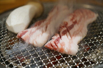 고기, 구이, 삼겹살, 직화, 돼지고기, 먹을것, 고기, 그릴, 바비큐, 요리, 식사, 식당, 맛있는