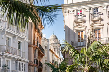 Innenstadt von Cadiz mit Bick auf die Kathedrale © ThomBal