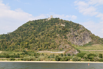 Fototapeta na wymiar the mountain named Dragons Rock at river Rhine