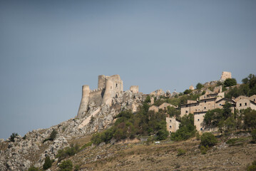 Fototapeta na wymiar View from distance of Rocca Calascio, Gran Sasso, italy.