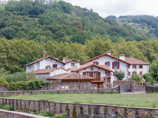 Fototapeta na wymiar Ainhoa, francia, pays basque.