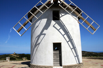 Windmühle auf der Mittelmeerinsel Korsika