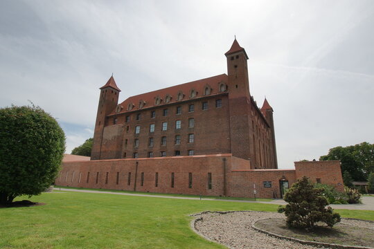 Gniew. Zamek Komturski. Siedziba polskich starost&oacute;w. Polska - Pomorze.