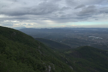 Fototapeta premium view of the mountains