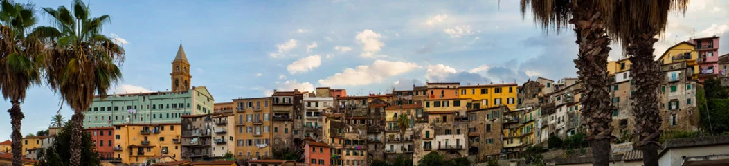 Poster Im Rahmen Skyline of the Old Ventimiglia a town in Liguria © Nikokvfrmoto