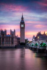 Fototapeta na wymiar Big Ben and the Houses of Parliament at sunset