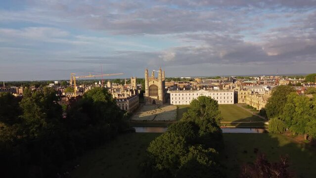 Cambridge University- King's College Chapel and City Centre