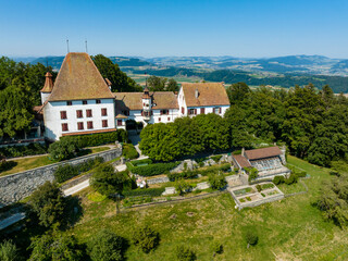Fototapeta na wymiar Panoramic view of Castle Burgistein and the Bernese midlands, Switzerland