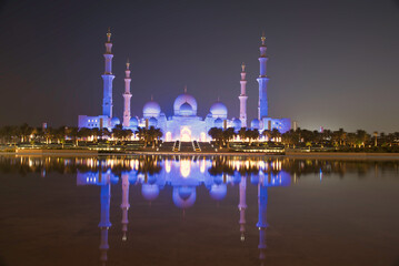 Fototapeta premium ABU DHABI GRAND MOSQUE