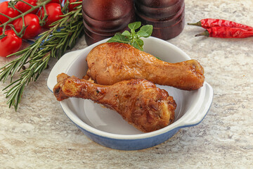 Roasted chicken legs with spicy sauce