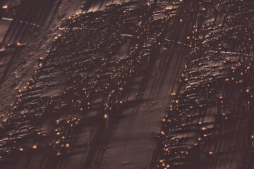 Licht und Schatten an der Düne im Dead Vlei (Sossusvlei) in Namibia. 