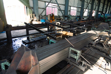 Stainless steel pipes production machines
