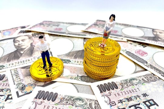 男性の賃金格差 女性が高いイメージ