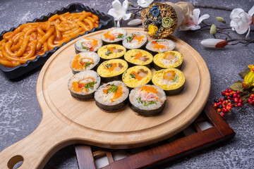 Korean style snack - gimbap, tteokbokki
