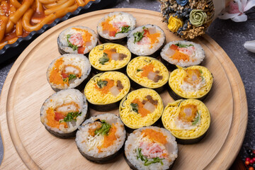 Korean style snack - gimbap, tteokbokki
