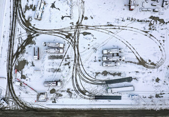 Fototapeta premium tracks under snow 