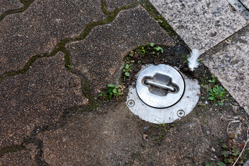 埋め込みポール