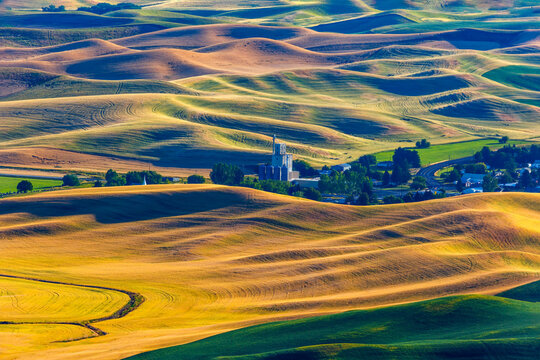 grain elevator and town of Steptoe in eastern Washington seen from Steptoe Butte State Park. This is a vast region of mostly wheat farmland.