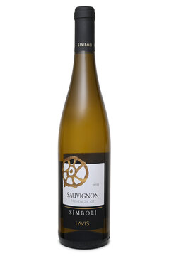 ST. PETERSBURG, RUSSIA - AUGUST 14, 2022: Bottle of Cantina La-Vis Sauvignon Simboli, Trevenezie IGT, Italy, 2018