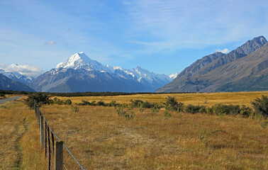 Fence and Mt Cook - New Zealand