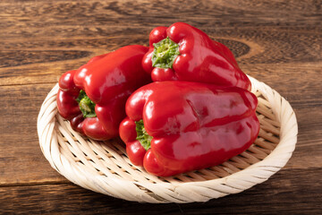 赤ピーマン　(山形県産)