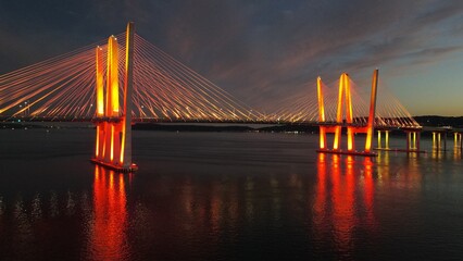 Obraz premium bridge at night