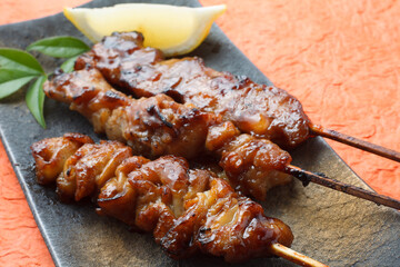 焼き鳥　タレ焼き