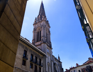 Fototapeta na wymiar Catedral de Bilbao