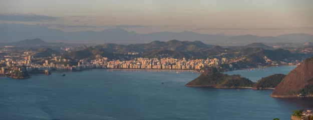 Cercles muraux Copacabana, Rio de Janeiro, Brésil view from the mountain to the city of Rio de Janeiro.
