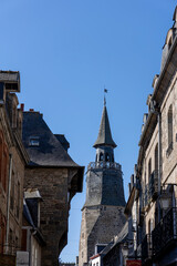 Naklejka na ściany i meble Commune de dinan dans le département des Côtes-d'Armor en région Bretagne de style médiéval 