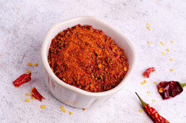 Red dry pepper powder and slices